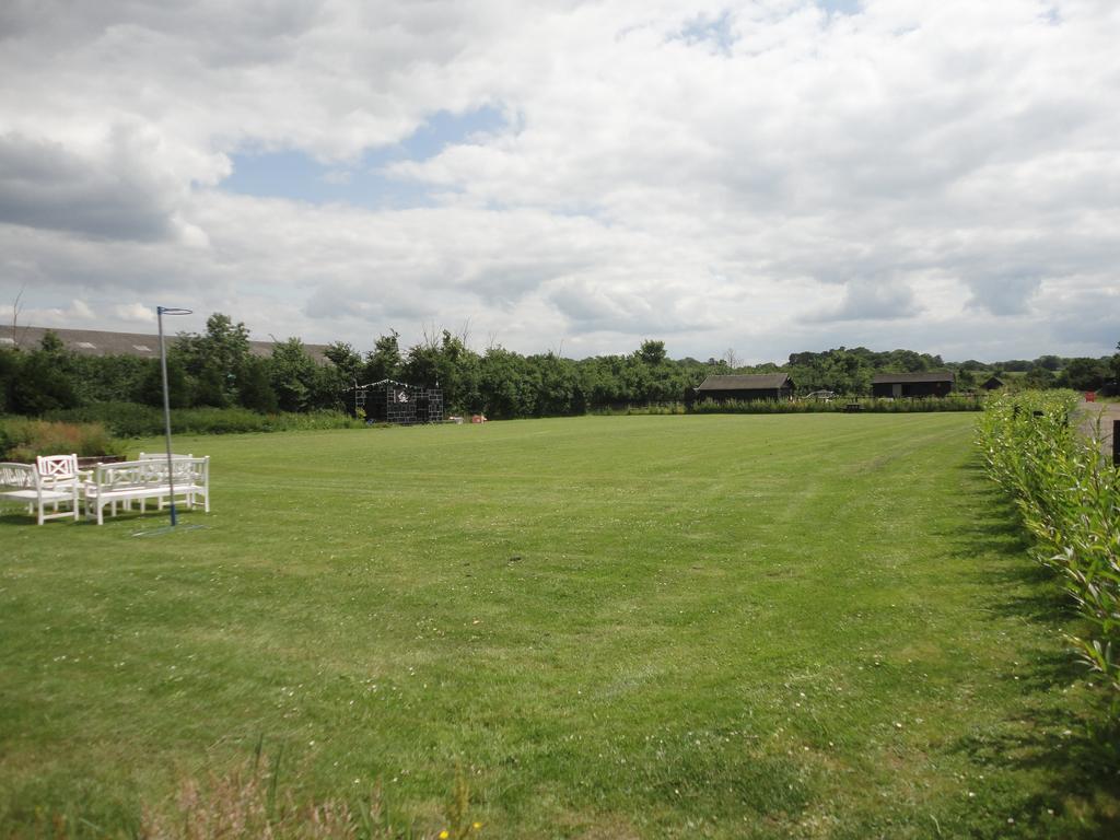 Willow Court Farm The Lodge & Petting Farm, 8 Mins From Legoland & Windsor, 15 Mins From Lapland Uk מראה חיצוני תמונה